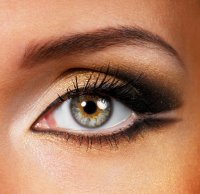 http://forum.anticonceptionale.ro/uploads/thumbs/18814_bigstockphoto_beauty_golden-brown_make-up_3692578s600x600.jpg